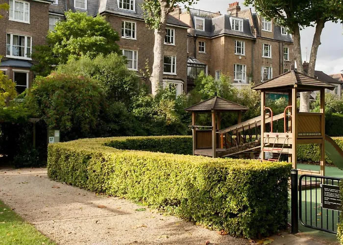 Europa House Apartments London